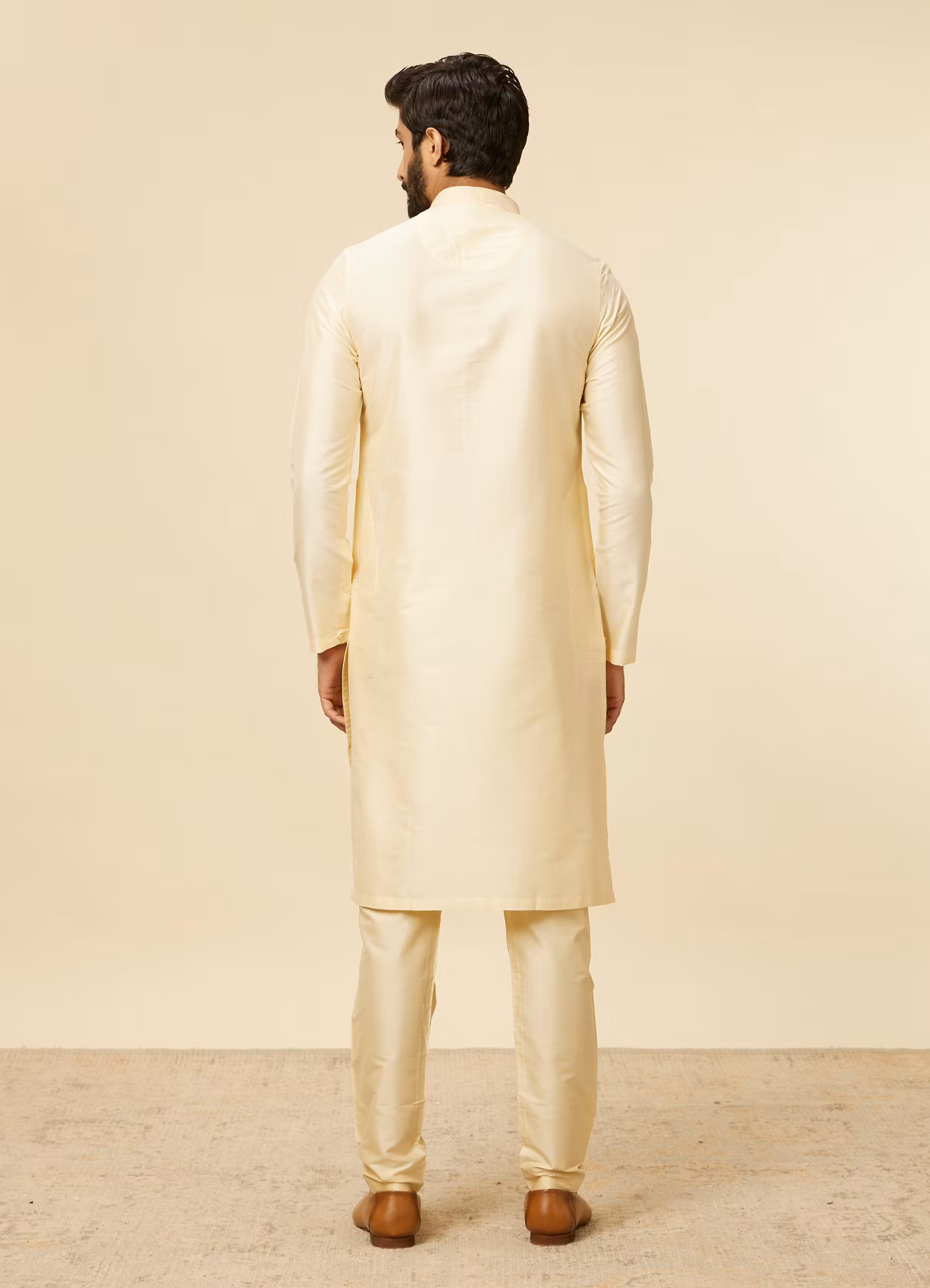 Ivory kurta, back